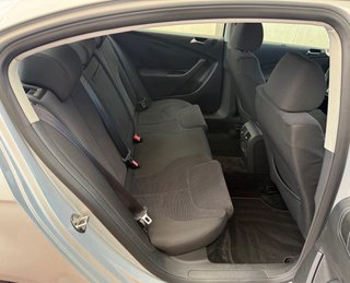 Volkswagen Passat 2010