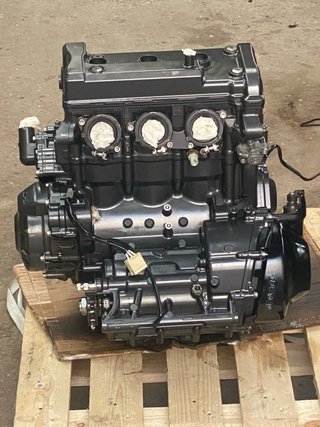 Motor Yamaha MT-09 890