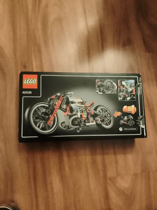 CAJA LEGO Technic Moto 42036 (9-16 años)
