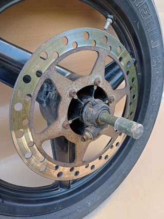 Llanta Delantera Derbi GPR 50 Pirelli