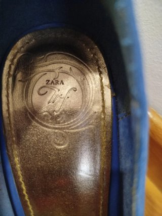 Zapatos de tacón azul