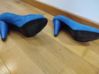 Zapatos de tacón azul