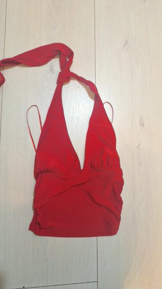 Top rojo fiesta tirantes ceñido