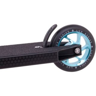 Scooter profesional Striker