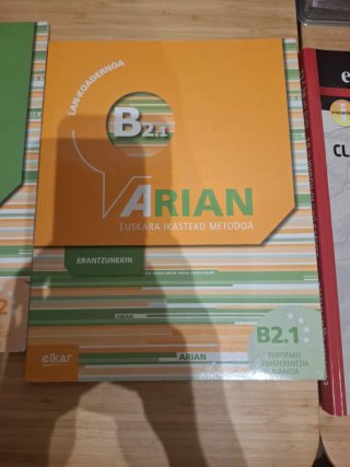 Pack libros Euskera B2 – Arian B2.1 + B2.2 +varios