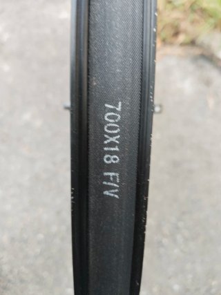 Par de ruedas Kinesis Crosslight CX Disc 700c