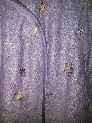 Vestido morado con lentejuelas