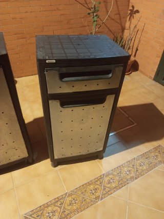 Muebles de resina para herramientas