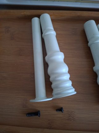 PATAS DE METAL PARA CAMA - Ikea