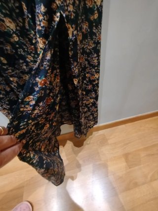 Vestido de verano floral azul marino con flores