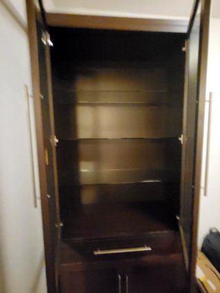 Vitrina de salón madera y cristal