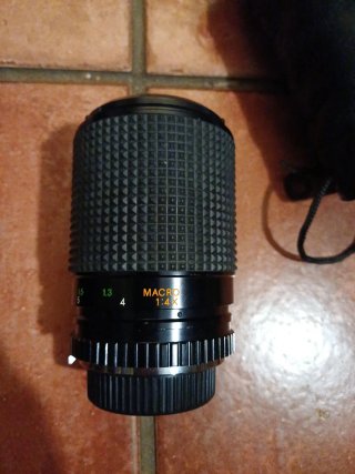 Camara reflex Minolta X-300s + 2 Objetivos Samyang