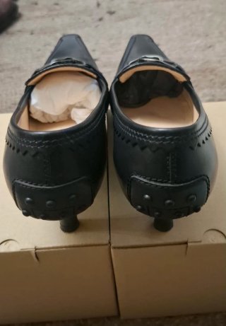 Zapatos Tod's Negros Mujer(Talla 37.5)