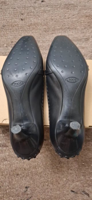 Zapatos Tod's Negros Mujer(Talla 37.5)