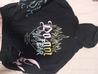 Sudadera Bershka Negra Estampado Llamas Talla M