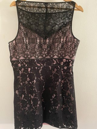 Vestido Adolfo Domínguez Negro y Rosa el forro