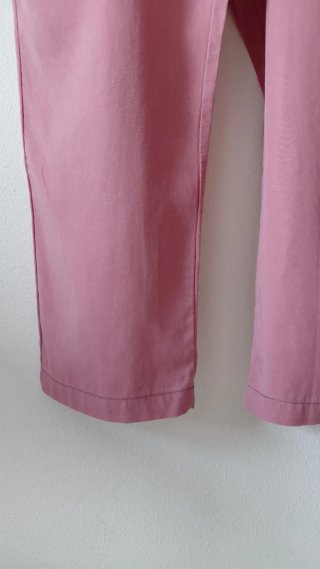 Peto rosa con estampado de pez