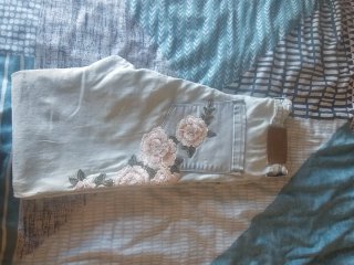 Pantalón vaquero Siksilk con flores hombre XS