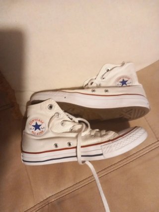 Converse Talla 36.5 Blancas