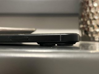 iPhone 16 Negro/Gris