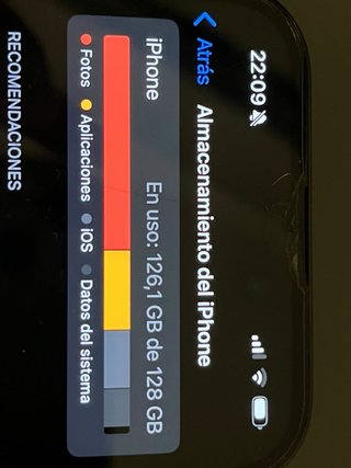 iPhone 16 Negro/Gris