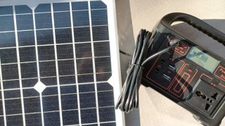 Estación de Carga 100W + Panel Solar