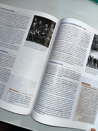 Historia de España. 2º bachillerato. Per le Scu...