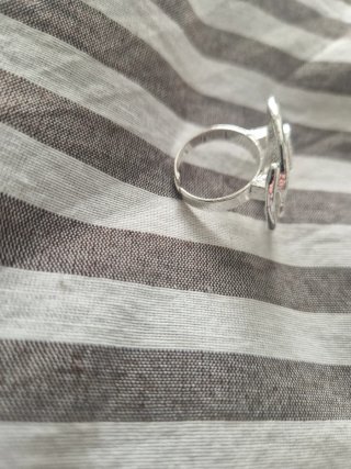 Regalo anillo plateado ajustable