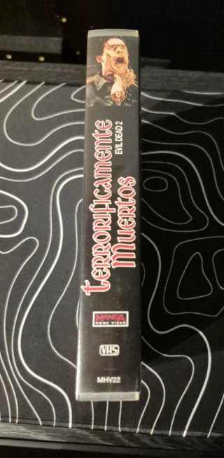 Terrorificamente Muertos VHS Evil Dead 2