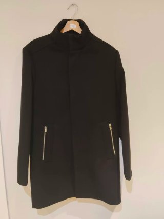 Abrigo de paño negro talla 52