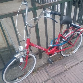 Bicicleta BH Retro Roja (a reparar ruedas)