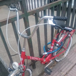 Bicicleta BH Retro Roja (a reparar ruedas)
