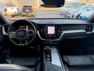 Volvo XC60 T8 390cv Rdesing techo solar AWD
