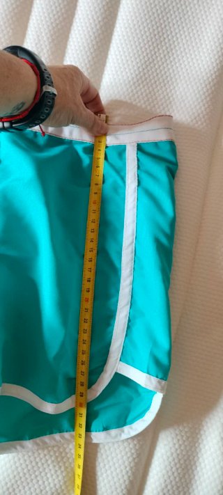 Pantalón corto deportivo verano