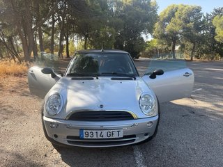 MINI Cabrio 2009
