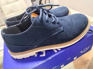 Zapatos azul marino de ante, talla 37