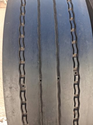 Neumáticos 295/80 R 22.5