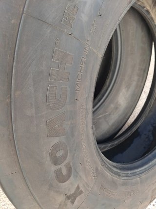 Neumáticos 295/80 R 22.5