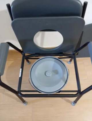Silla WC con reposabrazos
