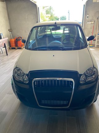 Coche sin carnet buen estado año 2011 tel630381284