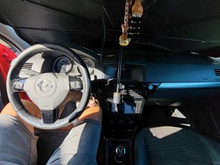 opel  astra 2009
