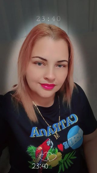 Hola busco trabajo de interna  o externa