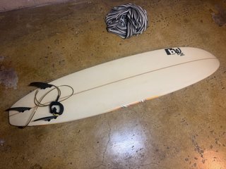 Tabla Surf Black & White 6'11 + funda