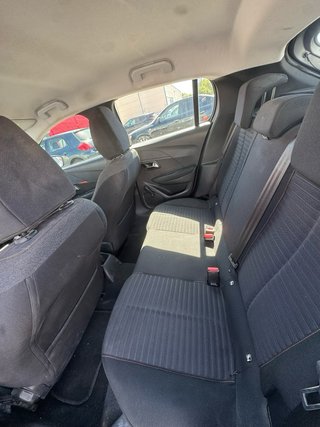 Peugeot 208 2022