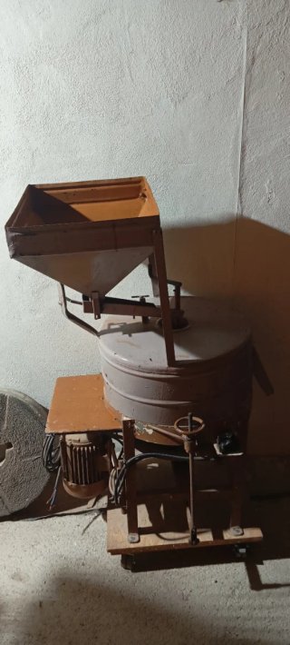 Molino de maíz y cereales.