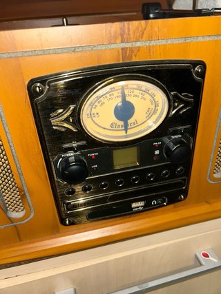 Tocadiscos Madera Retro con CD, USB, Radio