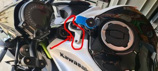 Soporte Quad Lock Kawasaki Z900