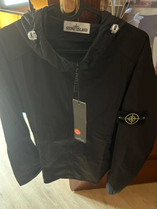 Chubasquero Stone Island Negro Talla XS