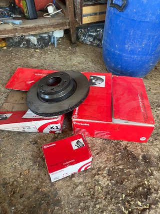 Discos y pastillas freno Brembo BMW E90 320d