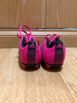 Zapatillas de fútbol Adidas rosas